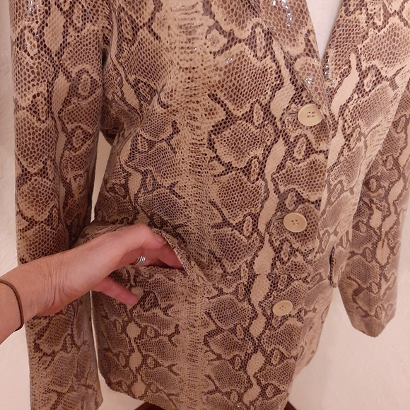 CEF Collection python jacket - Picture 11 of 16